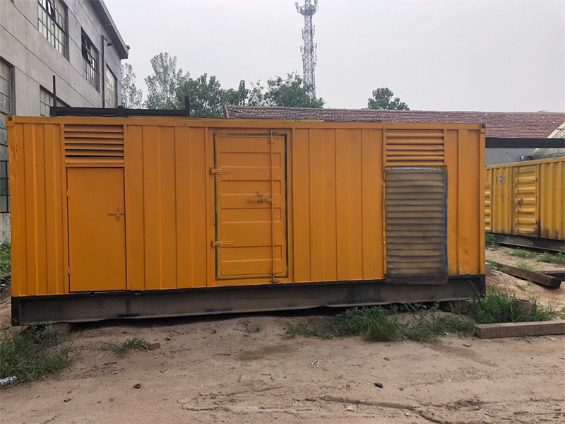 获嘉发电机出租进行负载测试时，电瓶电量不足的具体判断标准是什么？